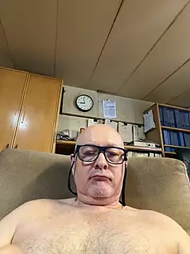 Snapshot of lam007 chatting on August 2026 07:55:02 AM lam007 online show from August 2026 07:55:02 AM