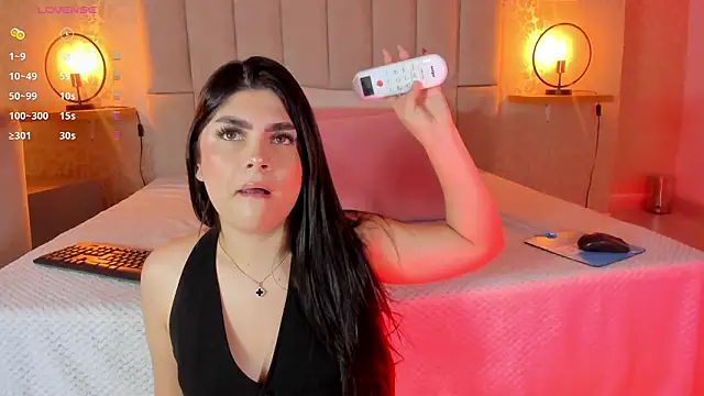 Amy-Saenz online show from February 2026 03:39:02 PM