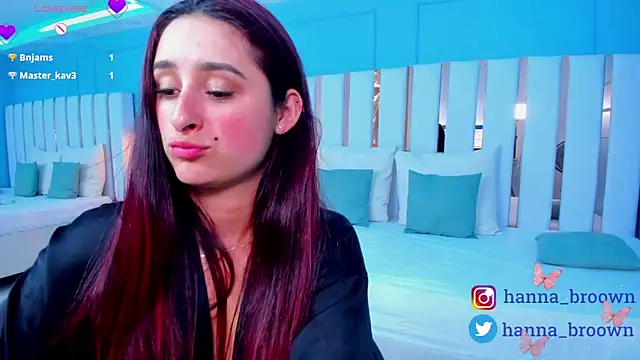 hannaa brown online show from December 2024 08:00:01 PM