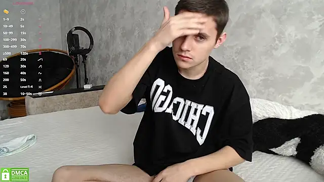 Snapshot of Fire_Ice77 chatting on December 2024 06:20:02 AM Fire Ice77 online show from December 2024 06:20:02 AM