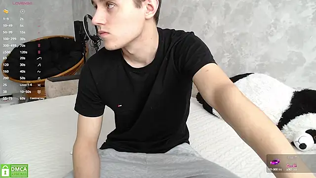 Snapshot of Fire_Ice77 chatting on January 2025 04:59:01 AM Fire Ice77 online show from January 2025 04:59:01 AM