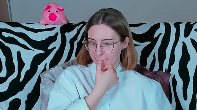 VeronikaKissuchi online show from March 2025 12:10:02 AM