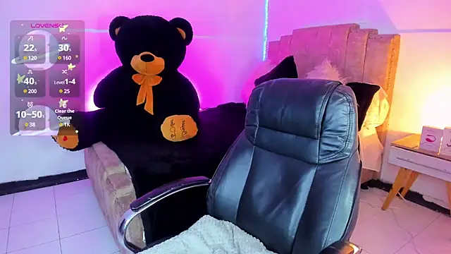 alexia mattel online show from December 2024 09:59:02 PM