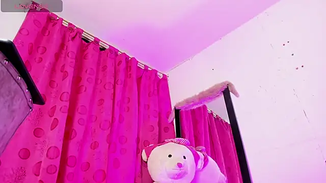 Snapshot of samy_foox chatting on March 2026 08:04:01 PM samy foox online show from March 2026 08:04:01 PM