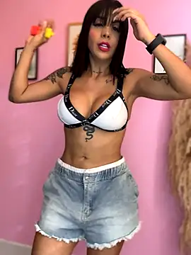 Snapshot of Tamyjenkins1 chatting on October 2025 09:10:02 PM Tamyjenkins1 online show from October 2025 09:10:02 PM