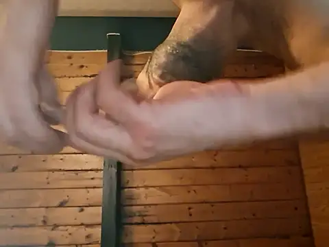 Snapshot of longthicknslick chatting on November 2025 08:15:02 AM longthicknslick online show from November 2025 08:15:02 AM