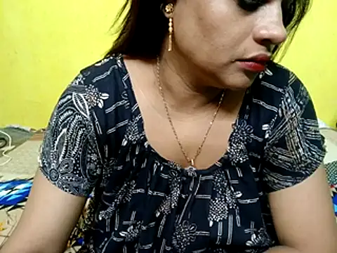 Sexyranibhabhi online show from October 2025 02:15:01 AM