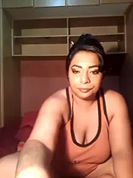 indianstormxo  online show from December 2025 01:59:02 PM