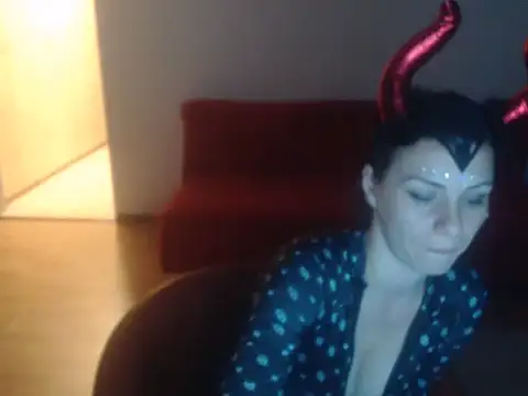 SweetAdela92 online show from October 2025 06:53:02 PM