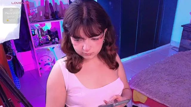 Snapshot of meraki_fraise chatting on May 2026 12:00:01 PM meraki fraise online show from May 2026 12:00:01 PM
