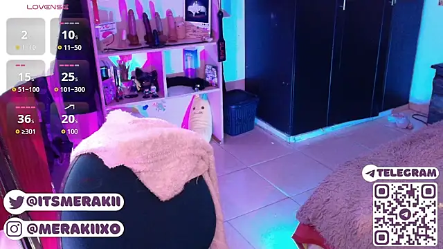 Snapshot of meraki_fraise chatting on May 2026 05:57:02 AM meraki fraise online show from May 2026 05:57:02 AM