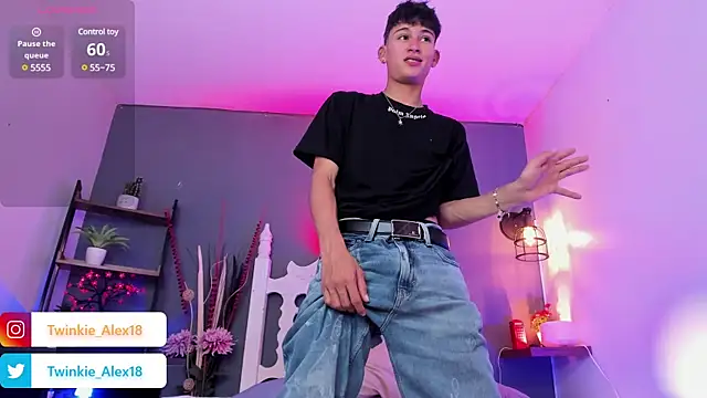 Twinkie-Alex18 online show from March 2025 09:22:01 PM