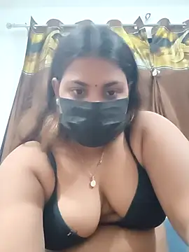 Snapshot of Hotmilfxox chatting on February 2025 02:13:02 PM Hotmilfxox online show from February 2025 02:13:02 PM