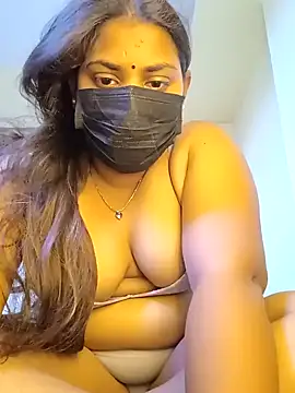 Snapshot of Hotmilfxox chatting on March 2025 09:40:02 AM Hotmilfxox online show from March 2025 09:40:02 AM