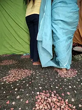 Snapshot of Desi_Best_Anal chatting on September 2025 04:12:02 PM Desi Best Anal online show from September 2025 04:12:02 PM