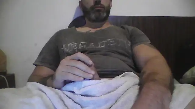 ozzypsico13 online show from May 2026 04:50:02 AM