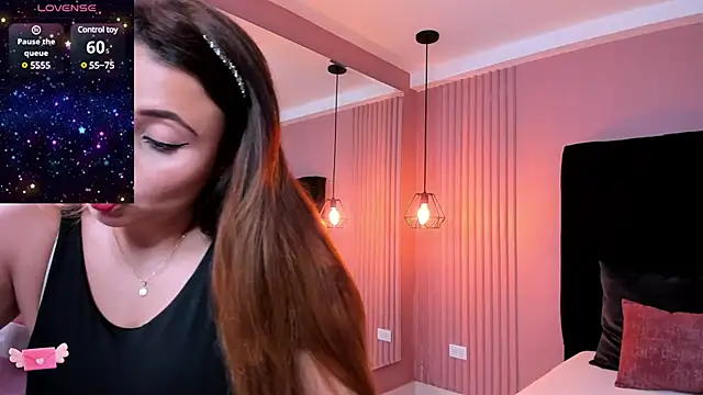 Snapshot of dulce_santamaria chatting on December 2024 10:11:01 PM dulce santamaria online show from December 2024 10:11:01 PM