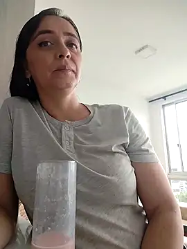 natalie cowens online show from February 2025 07:31:02 PM