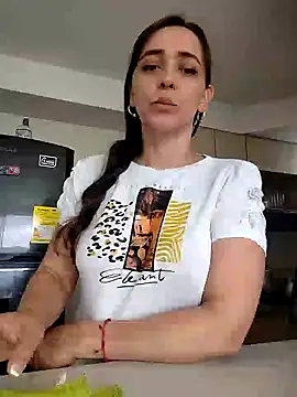 natalie cowens online show from February 2025 06:00:01 PM