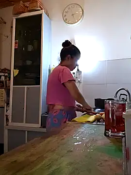 solangeyaelok1 online show from February 2025 12:18:01 AM