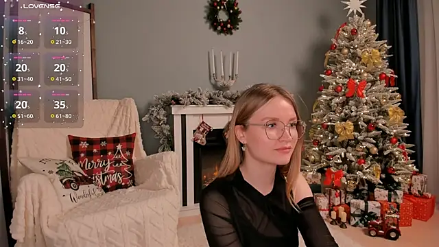 Snapshot of IsabellaTorrance chatting on December 2024 08:04:02 PM IsabellaTorrance online show from December 2024 08:04:02 PM