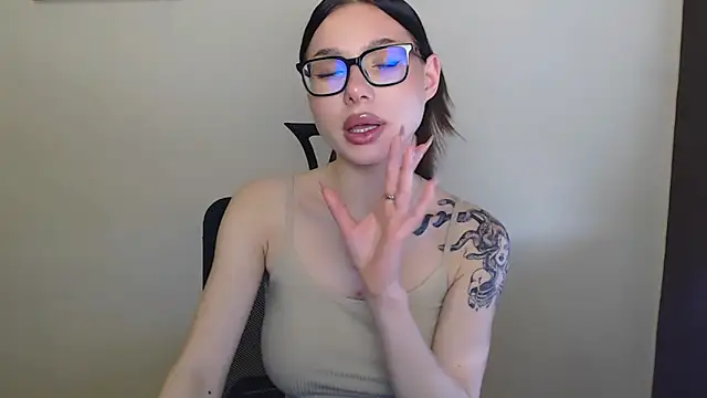 Cutesweetheart online show from February 2025 11:33:01 AM