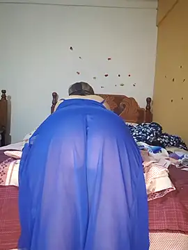 Lunababymylove online show from January 2025 01:56:01 AM