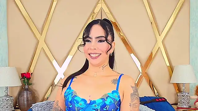 GiahDaniels online show from February 2025 08:05:02 PM