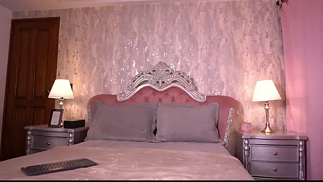 AngelineConnor online show from April 2026 10:21:02 PM