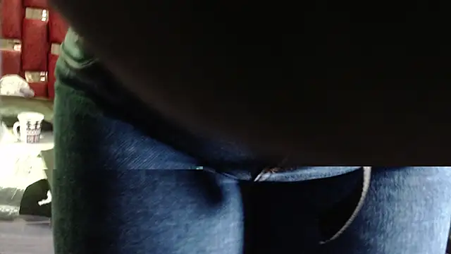 Snapshot of dakota_guirl chatting on March 2025 06:54:01 AM dakota guirl online show from March 2025 06:54:01 AM