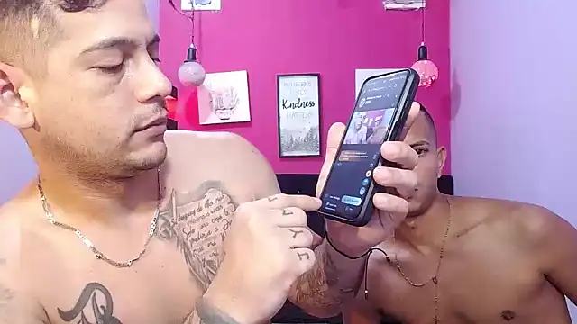 hugecocks hot online show from May 2026 08:04:02 PM