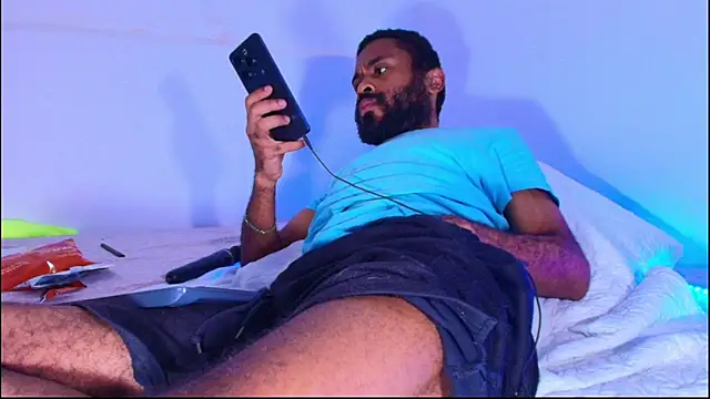 KaelMoreau online show from December 2025 10:14:01 PM