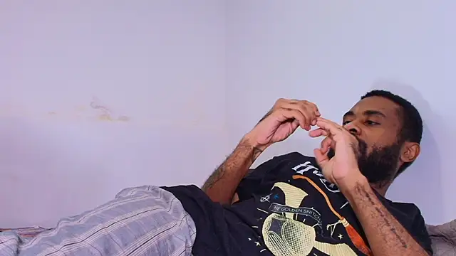 KaelMoreau online show from February 2026 10:02:02 PM