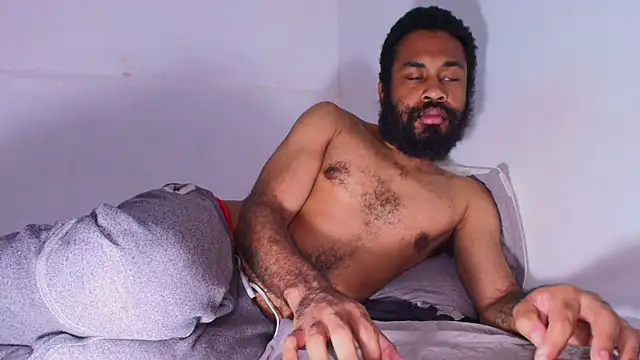 KaelMoreau online show from April 2026 10:02:01 AM