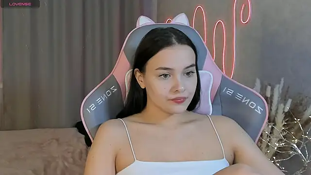  Sweetie  online show from March 2025 02:40:01 PM