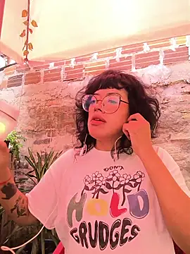 Snapshot of Fun_Everywhere chatting on March 2026 06:07:01 PM Fun Everywhere online show from March 2026 06:07:01 PM