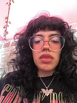 Snapshot of Fun_Everywhere chatting on April 2026 08:42:02 PM Fun Everywhere online show from April 2026 08:42:02 PM