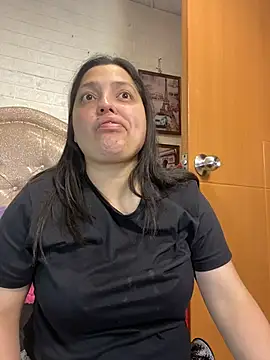 KataleyaStiward online show from October 2025 12:38:02 PM