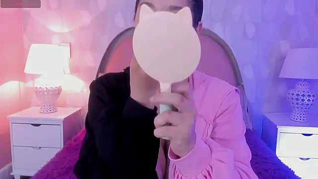 angeline teen online show from April 2026 12:20:01 PM