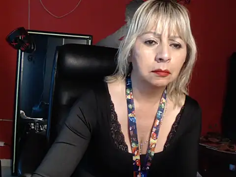 KLOE PIELL online show from March 2026 08:59:01 PM