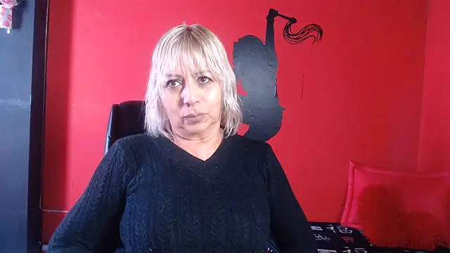 Snapshot of KLOE_PIELL chatting on June 2026 04:39:02 PM KLOE PIELL online show from June 2026 04:39:02 PM