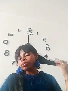 Snapshot of Lizeth_rey1 chatting on March 2025 06:08:02 PM Lizeth rey1 online show from March 2025 06:08:02 PM