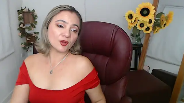 Snapshot of Ghada_milf chatting on June 2026 10:30:02 PM Ghada milf online show from June 2026 10:30:02 PM