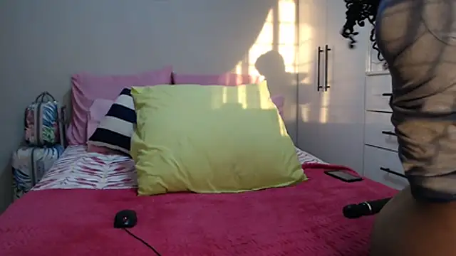 Amberbela online show from April 2026 04:21:02 AM