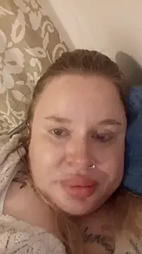 JohannasMishael online show from September 2025 06:02:01 PM