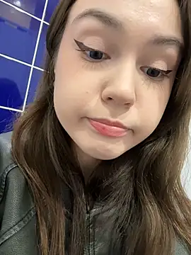 Snapshot of Peachy_Dream chatting on February 2025 08:28:02 PM Peachy Dream online show from February 2025 08:28:02 PM