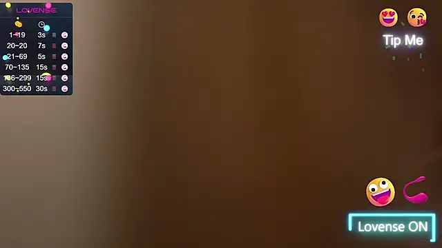 Snapshot of KylieJoyce chatting on January 2025 04:49:01 AM KylieJoyce online show from January 2025 04:49:01 AM