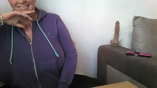 hotsierra4u online show from March 2026 10:32:01 AM