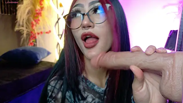 miluv19 online show from February 2026 07:29:01 PM