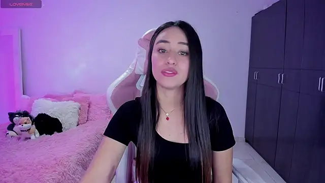 Tinylottie online show from December 2025 04:11:01 PM